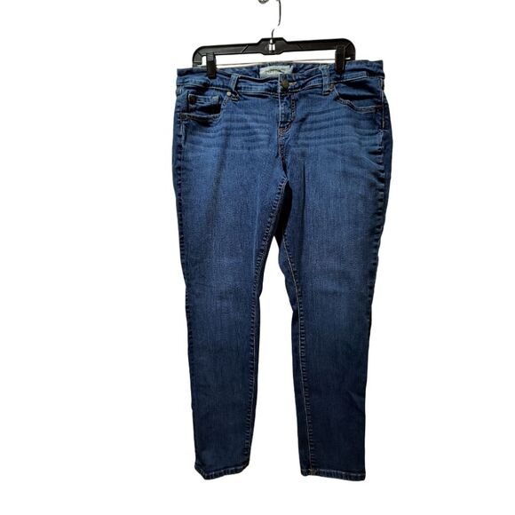 Torrid Boyfriend Jeans Women’s 14 Blue Stretch Denim 34x29 - Picture 1 of 6